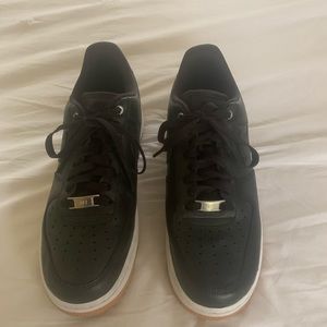 Air Force 1 leather shoes